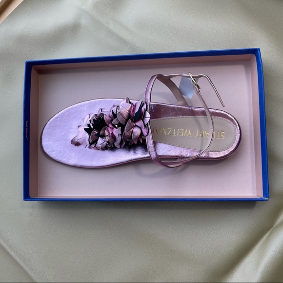 Stuart Weitzman, New,  Devorah, Flat Sandals. - Picture 3 of 3